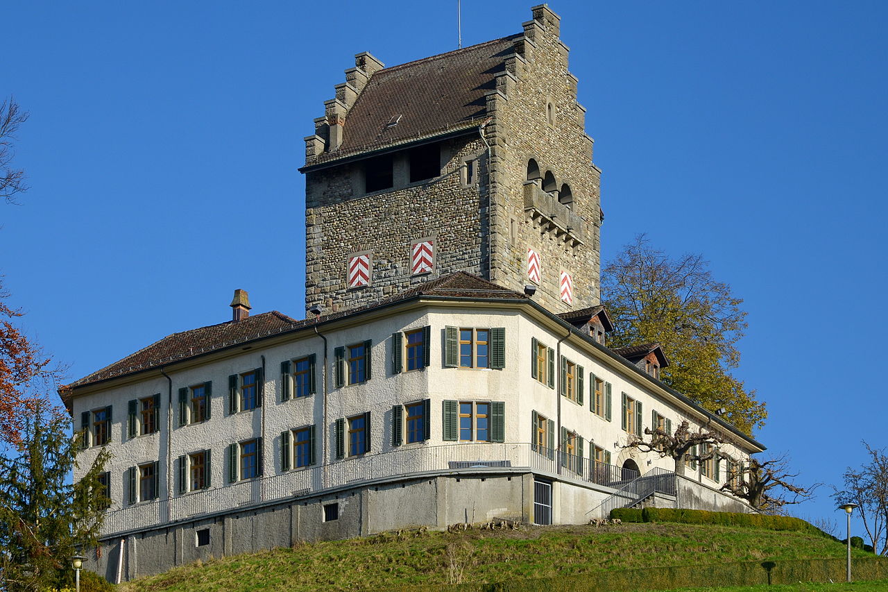 1280px Das Schloss in Uster Ansicht von der Talackerstrasse 2012 11 14 13 25 18 ShiftN